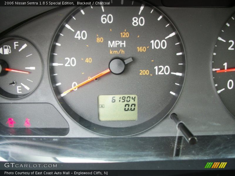 Blackout / Charcoal 2006 Nissan Sentra 1.8 S Special Edition