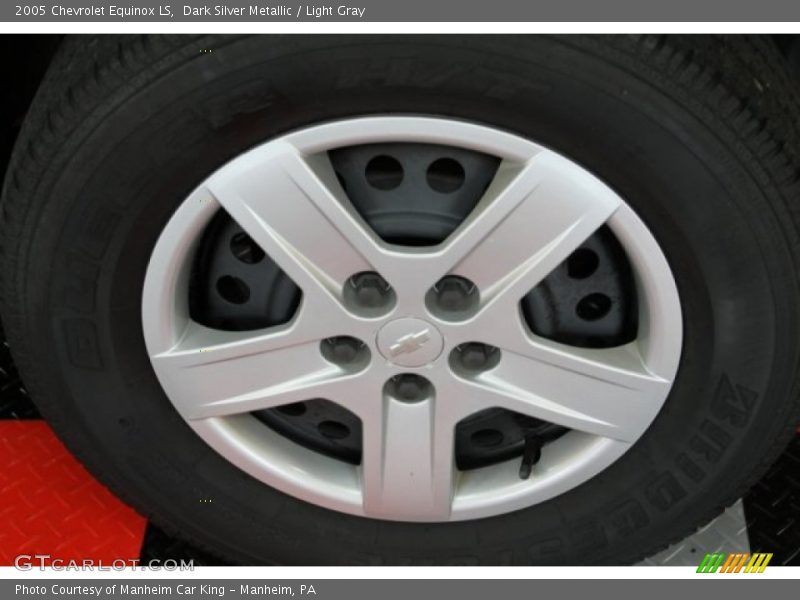 Dark Silver Metallic / Light Gray 2005 Chevrolet Equinox LS