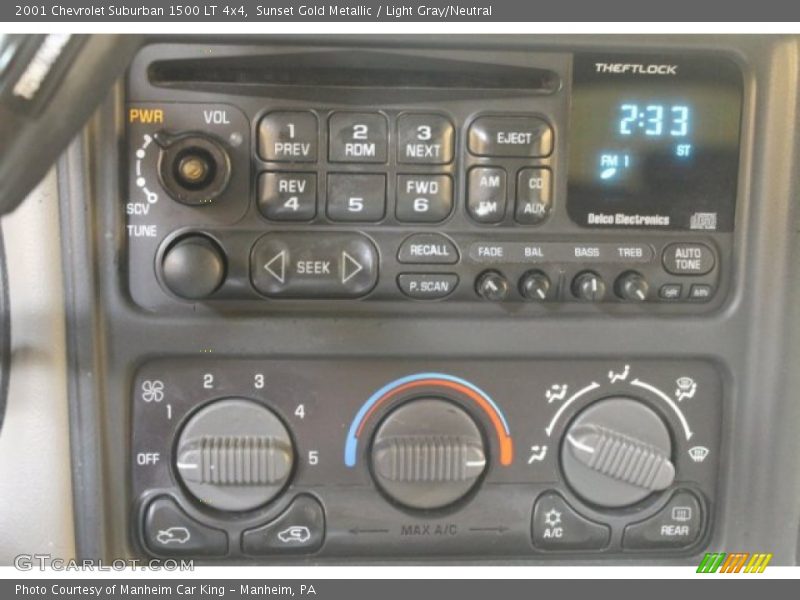 Sunset Gold Metallic / Light Gray/Neutral 2001 Chevrolet Suburban 1500 LT 4x4