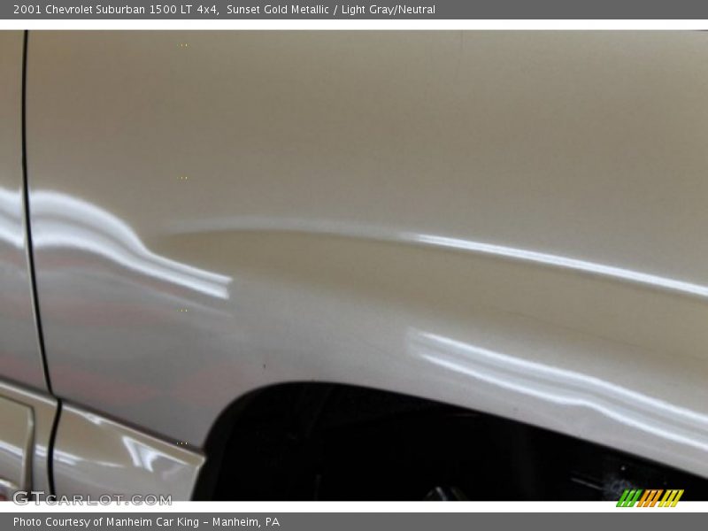 Sunset Gold Metallic / Light Gray/Neutral 2001 Chevrolet Suburban 1500 LT 4x4