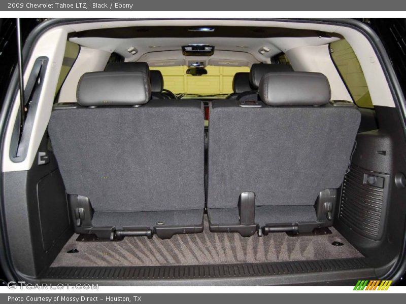  2009 Tahoe LTZ Trunk