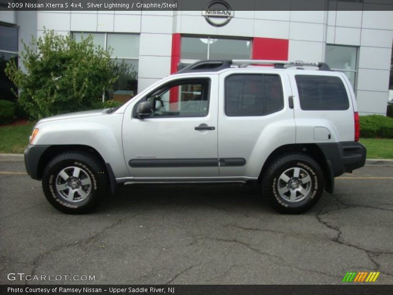  2009 Xterra S 4x4 Silver Lightning