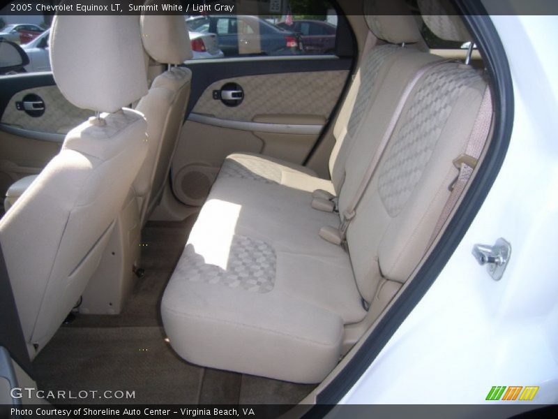 Summit White / Light Gray 2005 Chevrolet Equinox LT