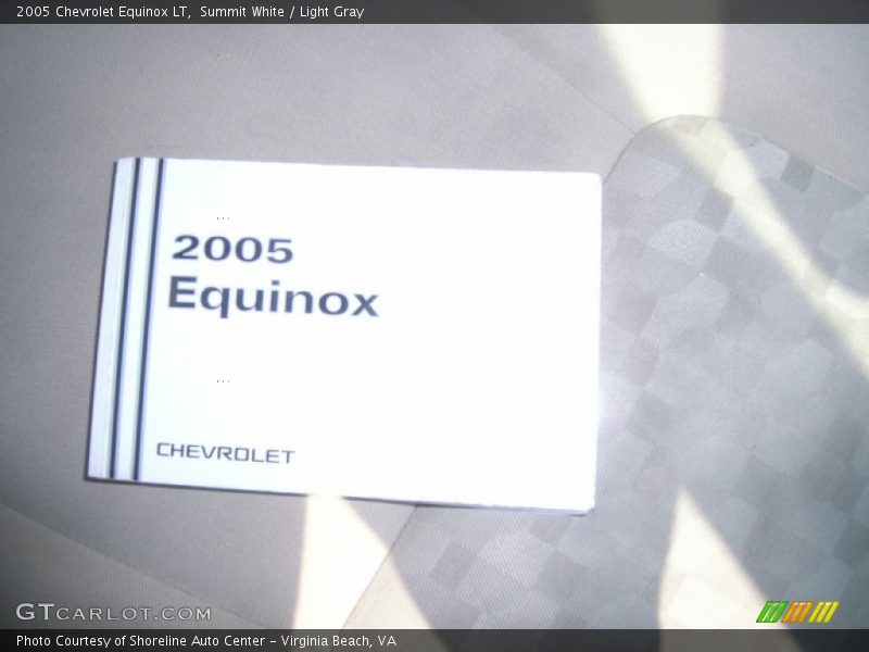 Summit White / Light Gray 2005 Chevrolet Equinox LT