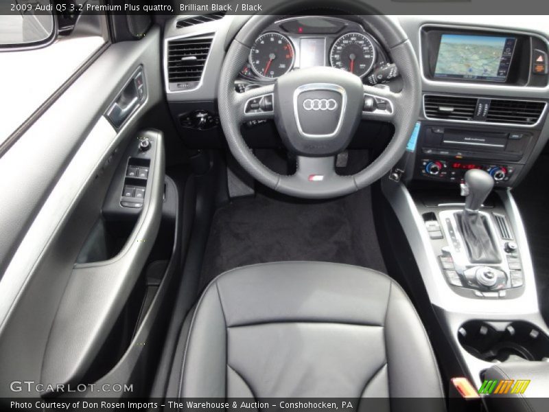 Dashboard of 2009 Q5 3.2 Premium Plus quattro