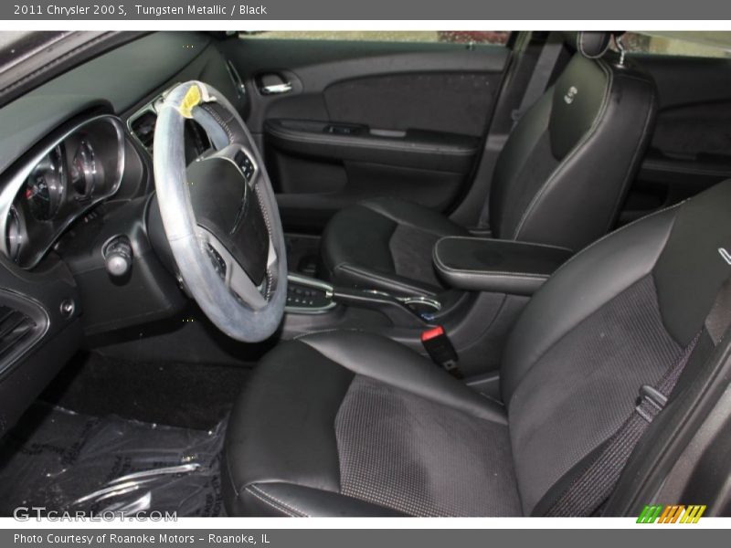 Tungsten Metallic / Black 2011 Chrysler 200 S