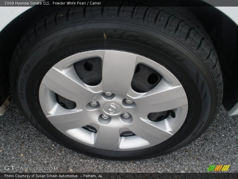 Powder White Pearl / Camel 2009 Hyundai Sonata GLS
