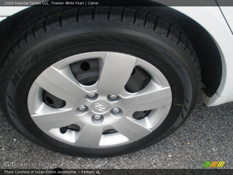 Powder White Pearl / Camel 2009 Hyundai Sonata GLS
