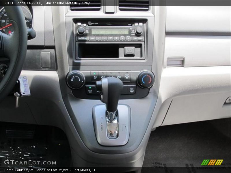 Controls of 2011 CR-V LX