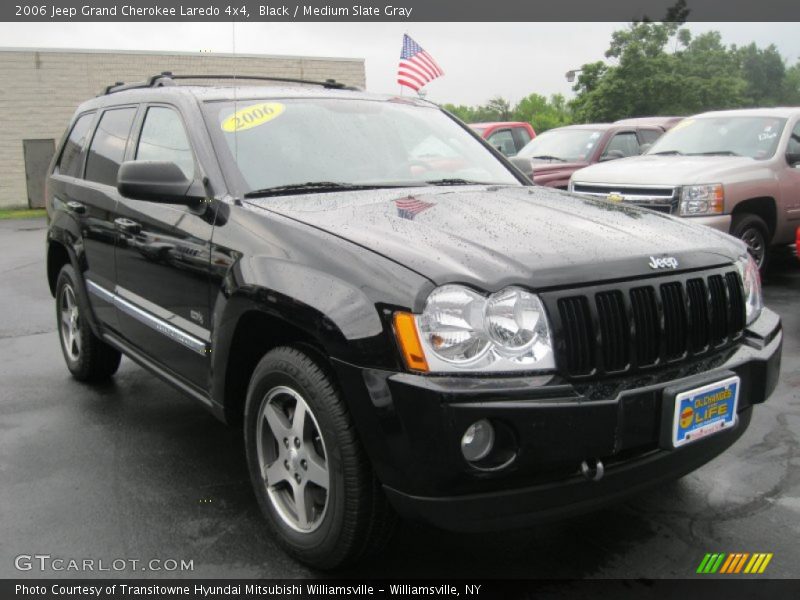Black / Medium Slate Gray 2006 Jeep Grand Cherokee Laredo 4x4