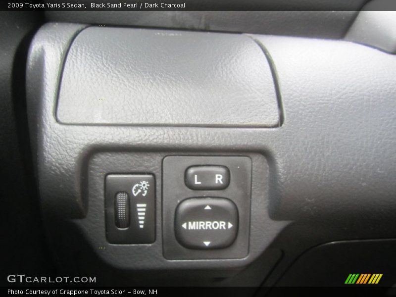 Black Sand Pearl / Dark Charcoal 2009 Toyota Yaris S Sedan