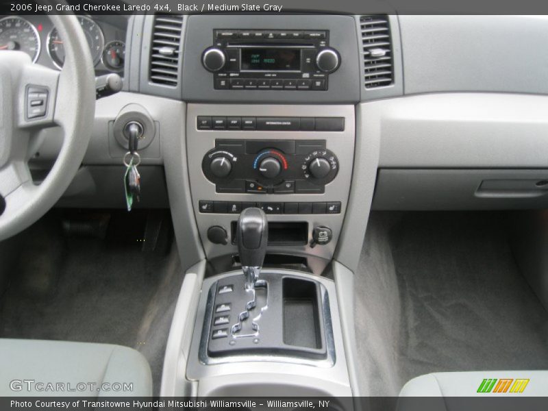 Black / Medium Slate Gray 2006 Jeep Grand Cherokee Laredo 4x4