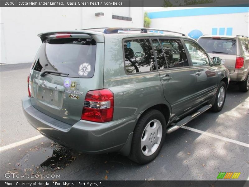 Oasis Green Pearl / Ivory Beige 2006 Toyota Highlander Limited