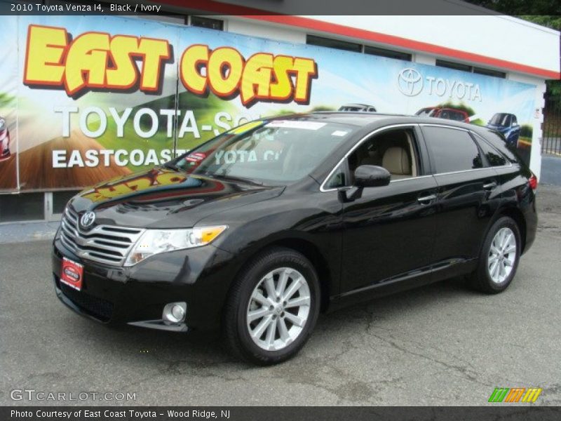Black / Ivory 2010 Toyota Venza I4
