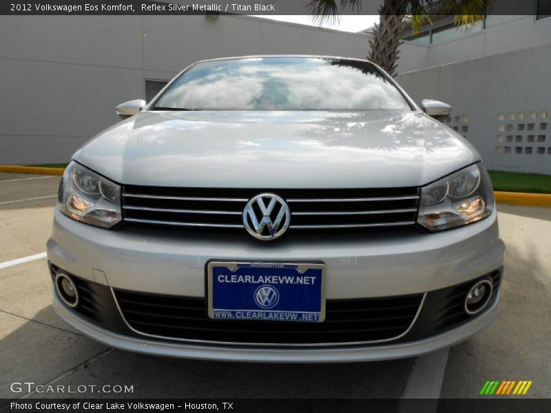 Reflex Silver Metallic / Titan Black 2012 Volkswagen Eos Komfort