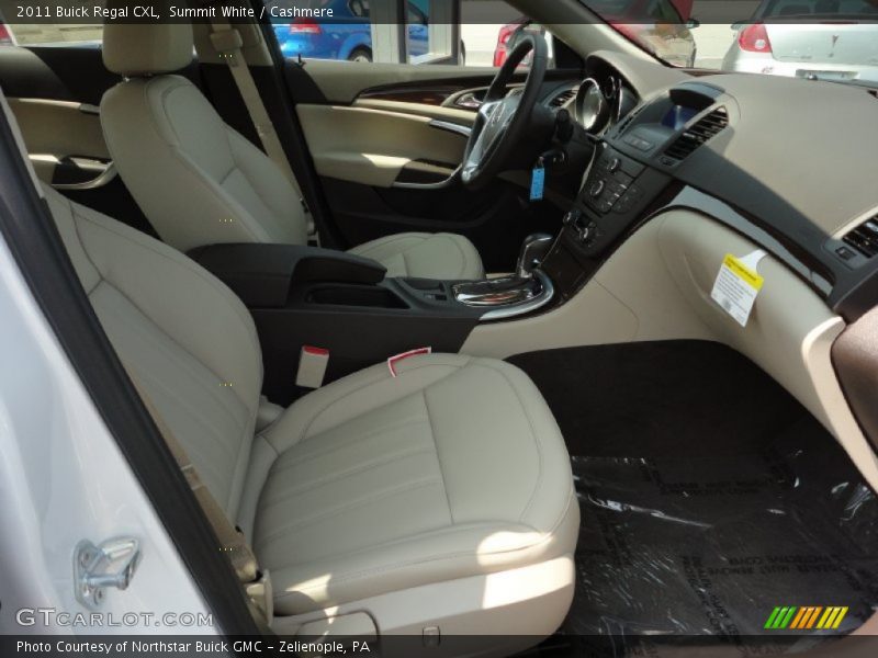 Summit White / Cashmere 2011 Buick Regal CXL