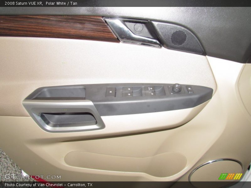 Polar White / Tan 2008 Saturn VUE XR