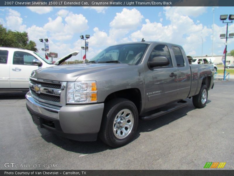 Front 3/4 View of 2007 Silverado 1500 LT Extended Cab