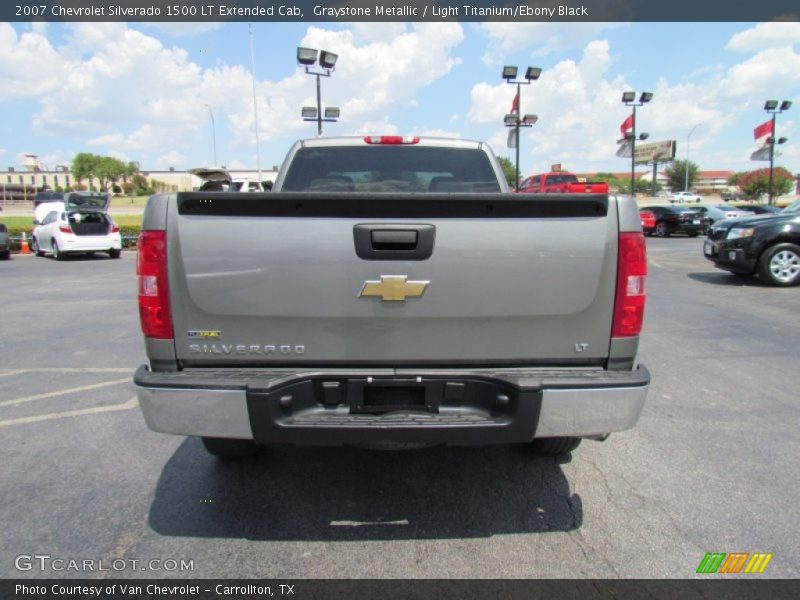 Graystone Metallic / Light Titanium/Ebony Black 2007 Chevrolet Silverado 1500 LT Extended Cab