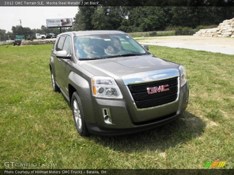 Front 3/4 View of 2012 Terrain SLE