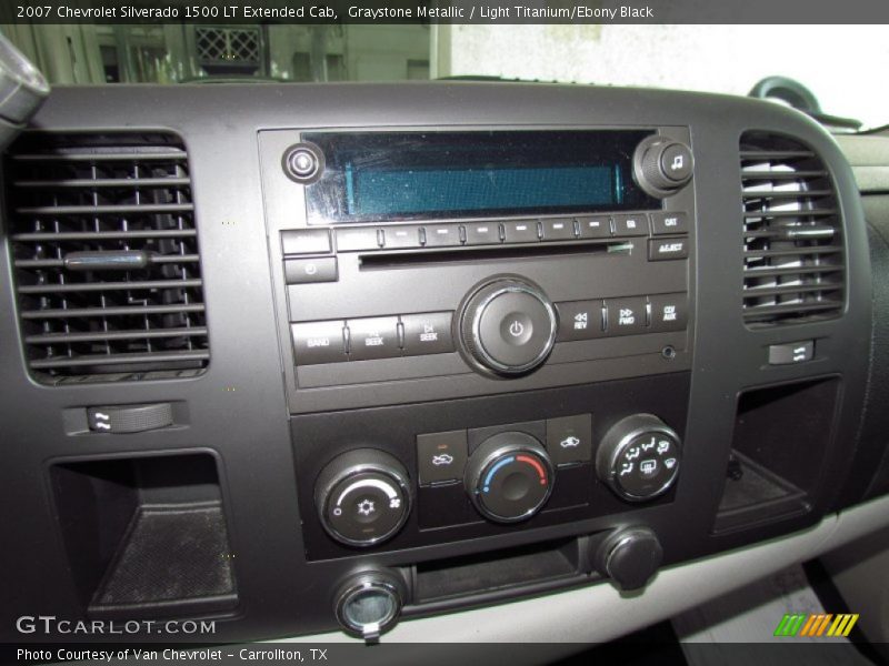 Controls of 2007 Silverado 1500 LT Extended Cab