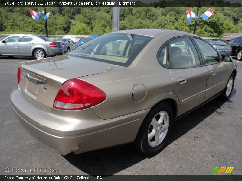 Arizona Beige Metallic / Medium Parchment 2004 Ford Taurus SES Sedan
