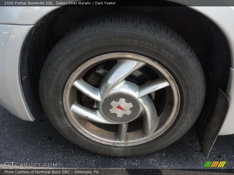 Galaxy Silver Metallic / Dark Pewter 2000 Pontiac Bonneville SSEi