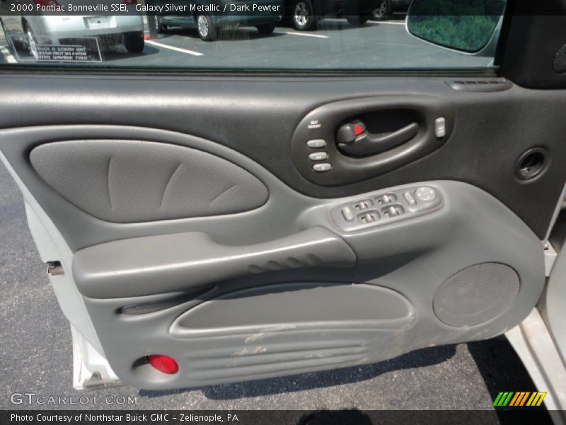 Galaxy Silver Metallic / Dark Pewter 2000 Pontiac Bonneville SSEi
