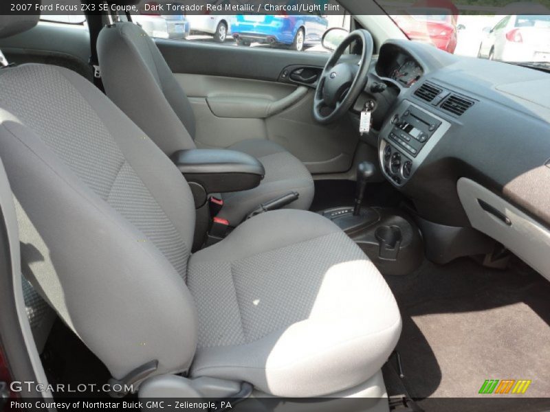  2007 Focus ZX3 SE Coupe Charcoal/Light Flint Interior