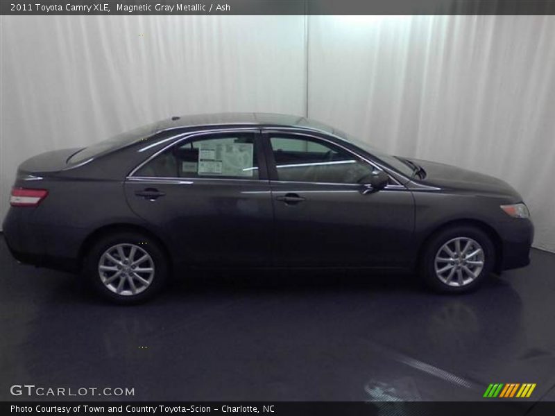 Magnetic Gray Metallic / Ash 2011 Toyota Camry XLE