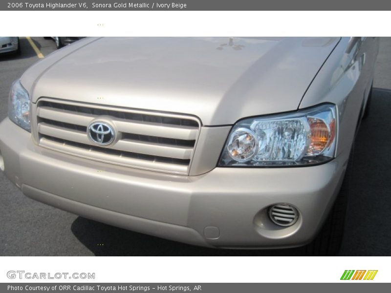 Sonora Gold Metallic / Ivory Beige 2006 Toyota Highlander V6
