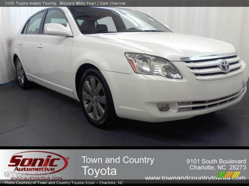 Blizzard White Pearl / Dark Charcoal 2005 Toyota Avalon Touring
