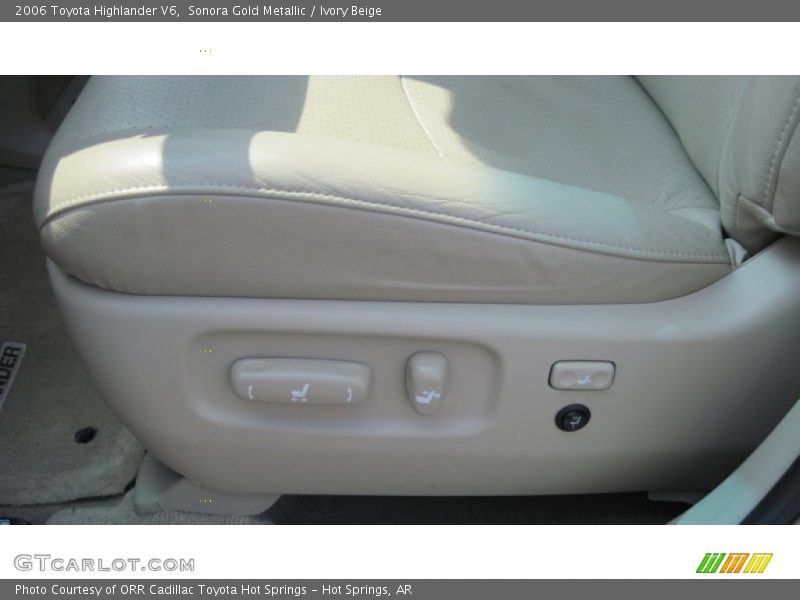 Sonora Gold Metallic / Ivory Beige 2006 Toyota Highlander V6