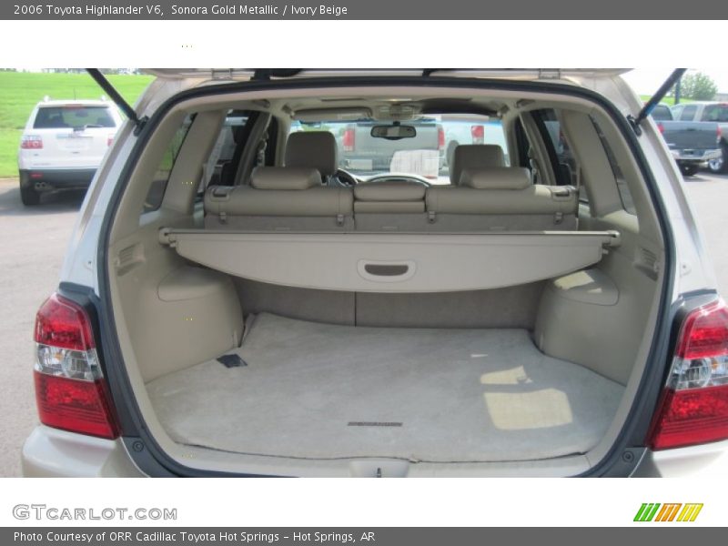 Sonora Gold Metallic / Ivory Beige 2006 Toyota Highlander V6