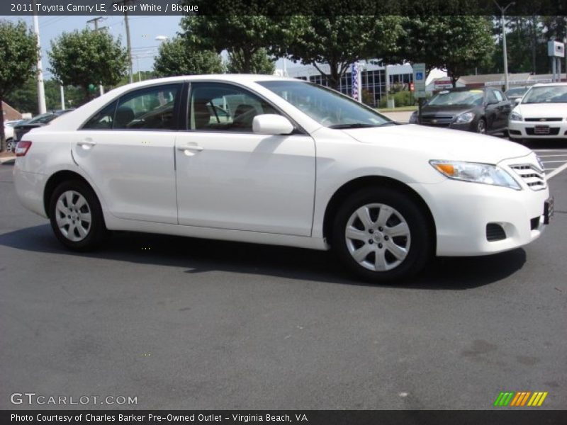 Super White / Bisque 2011 Toyota Camry LE