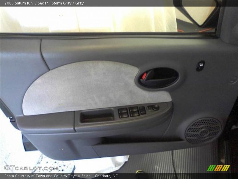 Storm Gray / Gray 2005 Saturn ION 3 Sedan