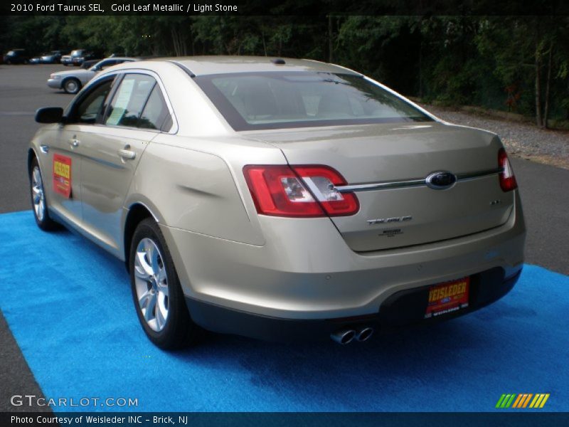 Gold Leaf Metallic / Light Stone 2010 Ford Taurus SEL