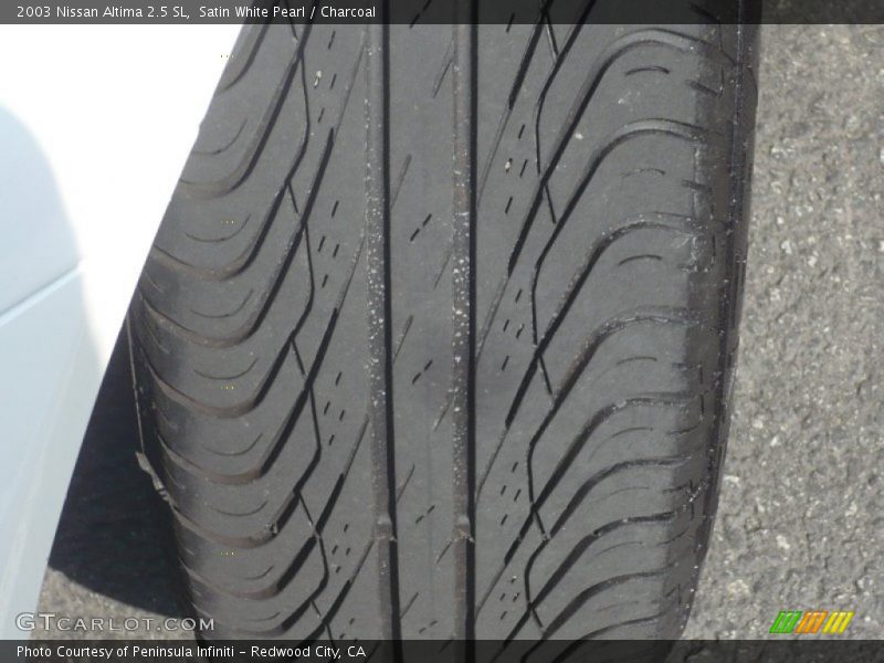 Satin White Pearl / Charcoal 2003 Nissan Altima 2.5 SL