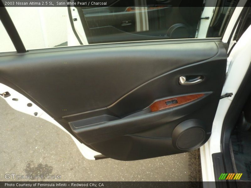 Satin White Pearl / Charcoal 2003 Nissan Altima 2.5 SL