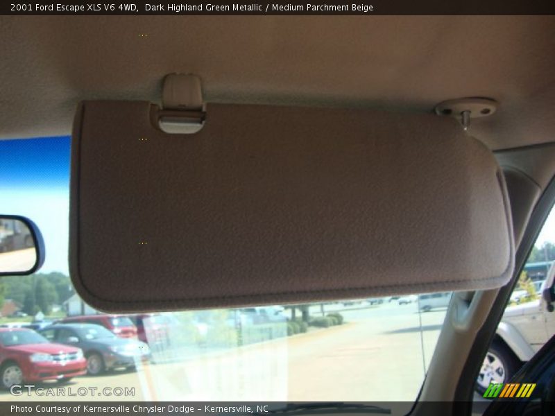 Dark Highland Green Metallic / Medium Parchment Beige 2001 Ford Escape XLS V6 4WD
