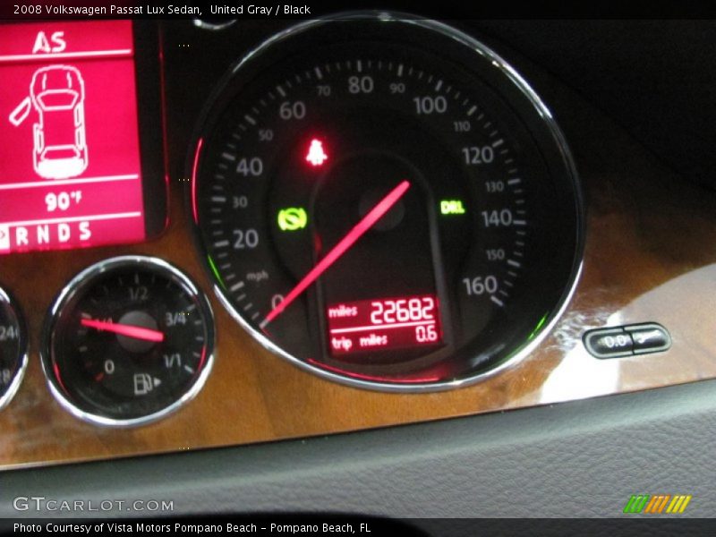 United Gray / Black 2008 Volkswagen Passat Lux Sedan