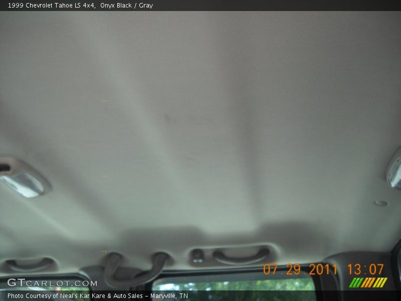 Onyx Black / Gray 1999 Chevrolet Tahoe LS 4x4