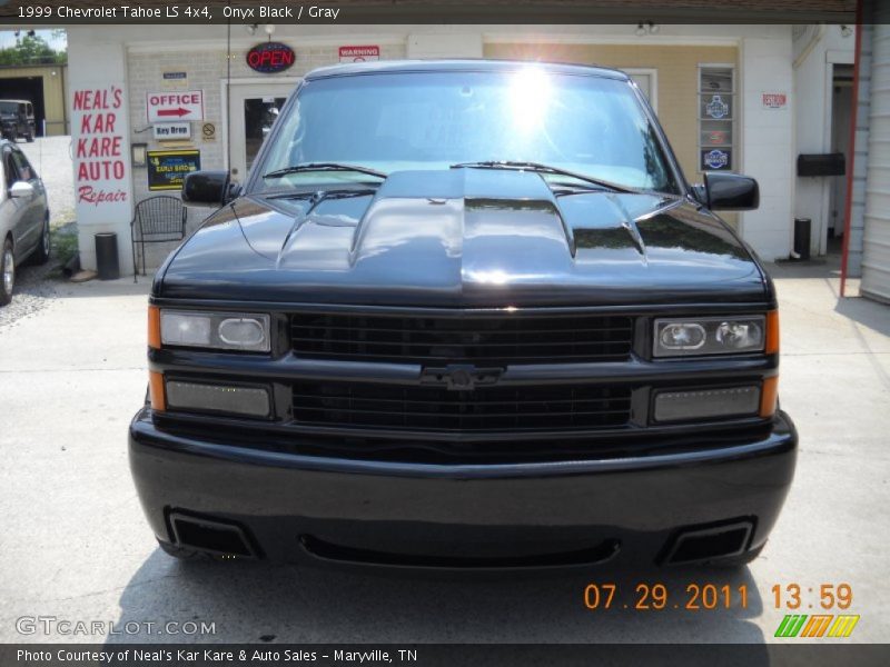 Onyx Black / Gray 1999 Chevrolet Tahoe LS 4x4
