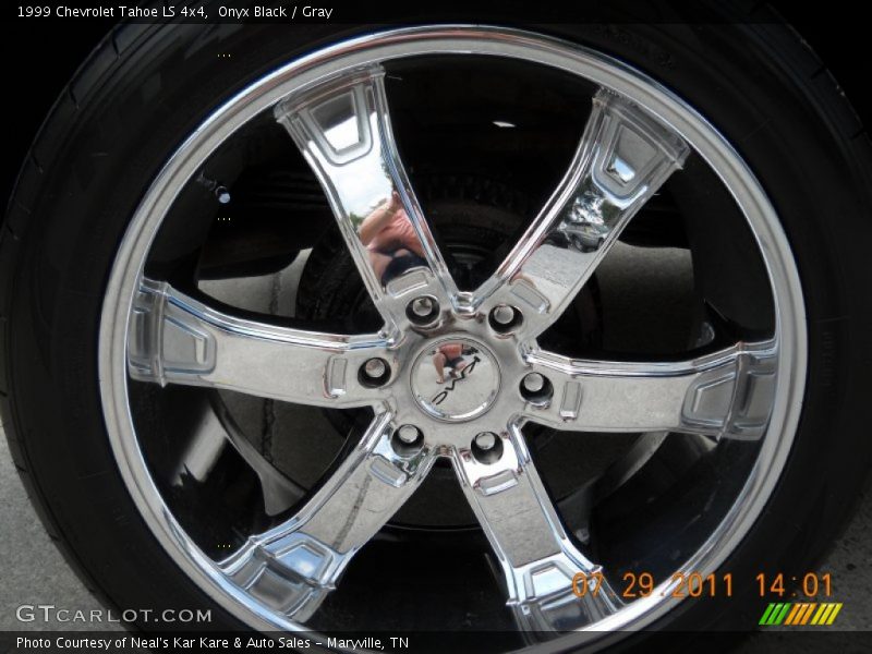 Custom Wheels of 1999 Tahoe LS 4x4