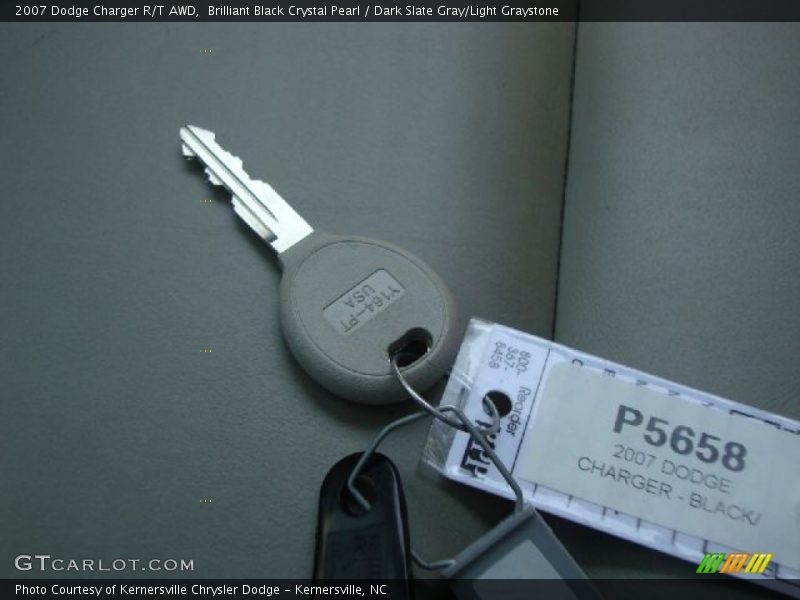 Brilliant Black Crystal Pearl / Dark Slate Gray/Light Graystone 2007 Dodge Charger R/T AWD