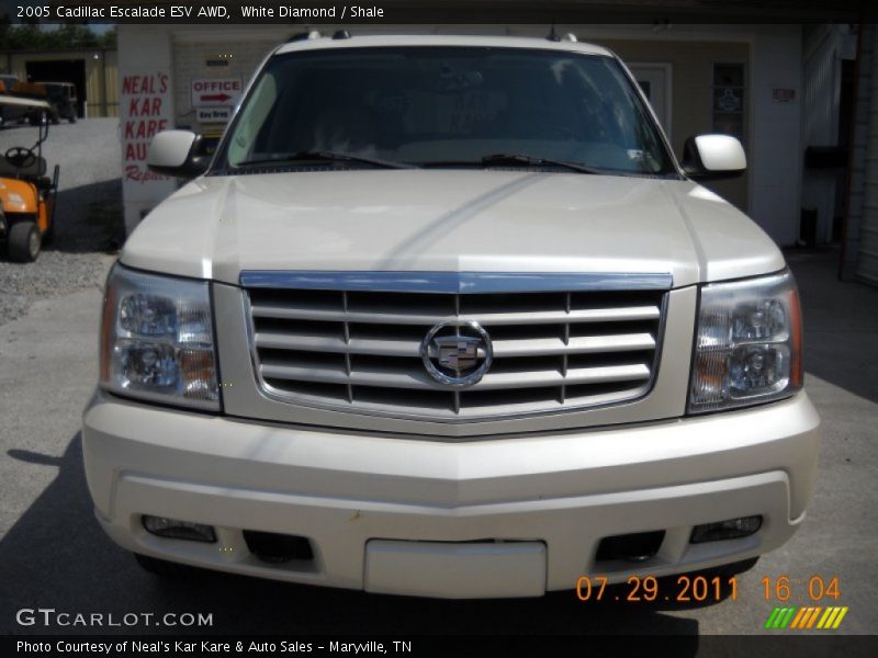 White Diamond / Shale 2005 Cadillac Escalade ESV AWD
