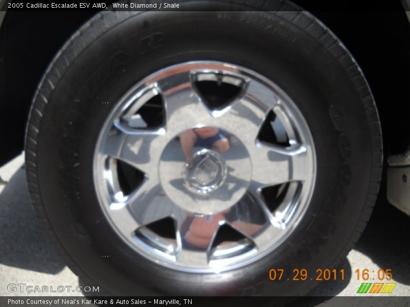 White Diamond / Shale 2005 Cadillac Escalade ESV AWD