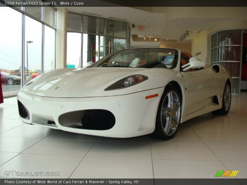 Front 3/4 View of 2008 F430 Spider F1
