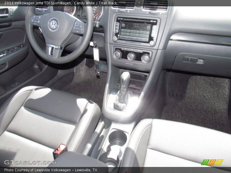 Candy White / Titan Black 2011 Volkswagen Jetta TDI SportWagen