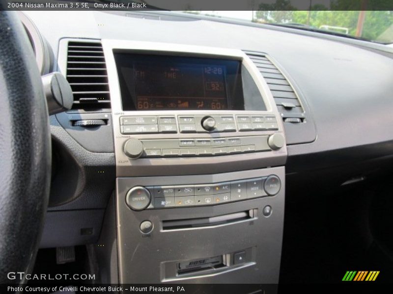 Onyx Black / Black 2004 Nissan Maxima 3.5 SE
